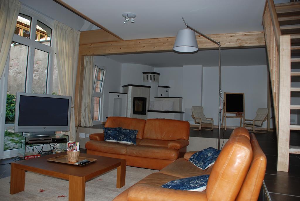 Villa Les Bleuets Scharrachbergheim-Irmstett Zimmer foto